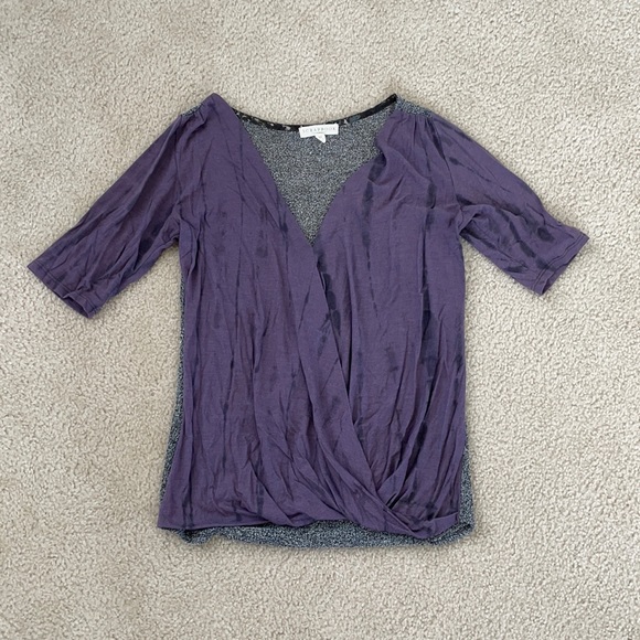 Scrapbook Top - Picture 1 of 3